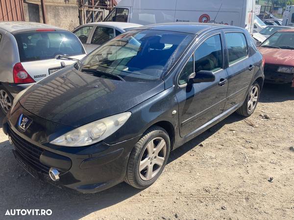 Dezmembrez Peugeot 307 1.6 HDI 109 CP 2007 - 1