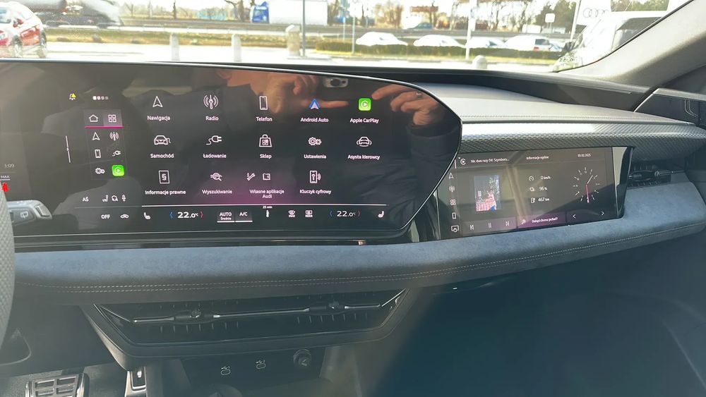 A6 e-tron Avant Performance 367KM Demo