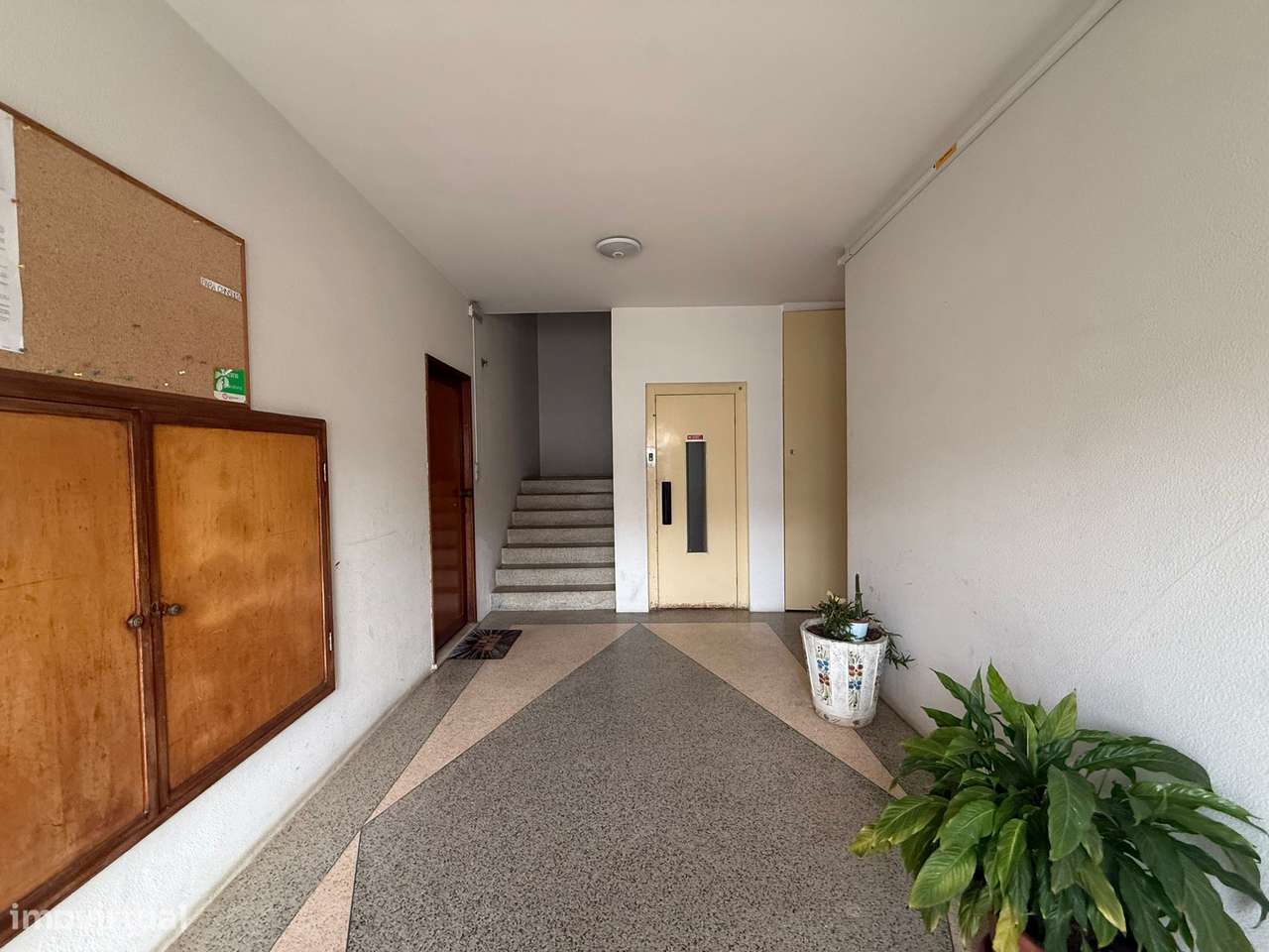 Apartamento T3 em Eixo Eirol.-16