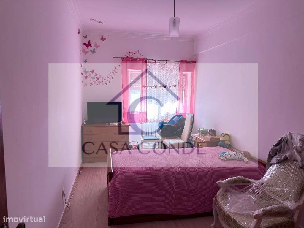 Apartamento T2 Totalmente Remodelado com Vista Privilegiada - Miratejo-9