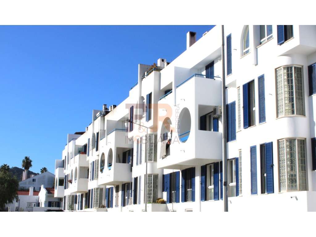 Apartamento T2 com Terraço! Urbanização Portais Arrábida, Palmela - Grande imagem: 2/39