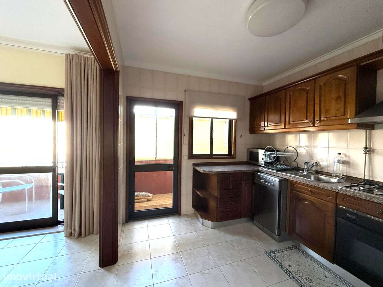 Apartamento de tipologia T3 localizado na zona da Praia do Furadouro-6