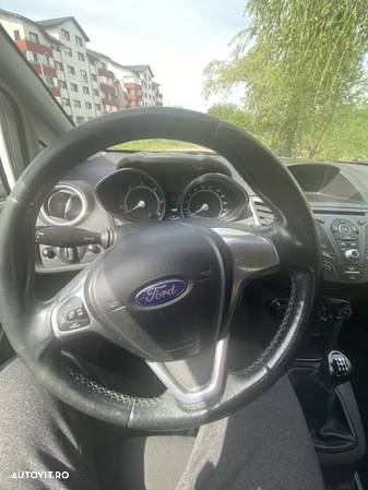 Ford Fiesta - 14