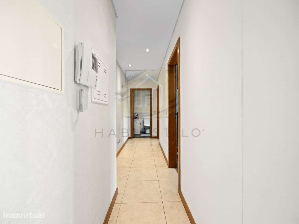 Apartamento T2 com lugar de garagem-11