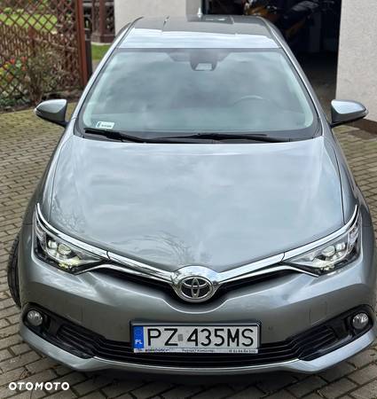 Toyota Auris 1.6 Dynamic MS - 10