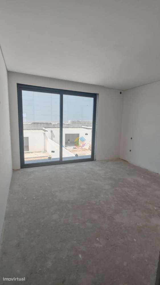 Moradia Geminada T3 Santa Maria de Lamas-23