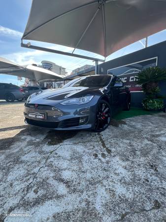 Tesla Model S 85 Perfomance - 1