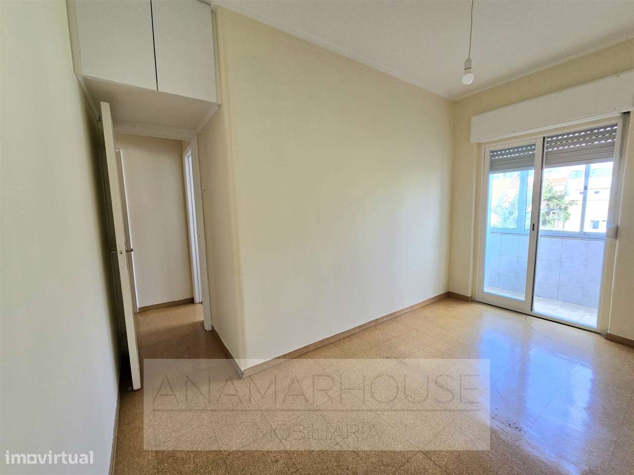 T2 na Rua José Murias, com elevador e arrecadação pronto a habitar, Be-10