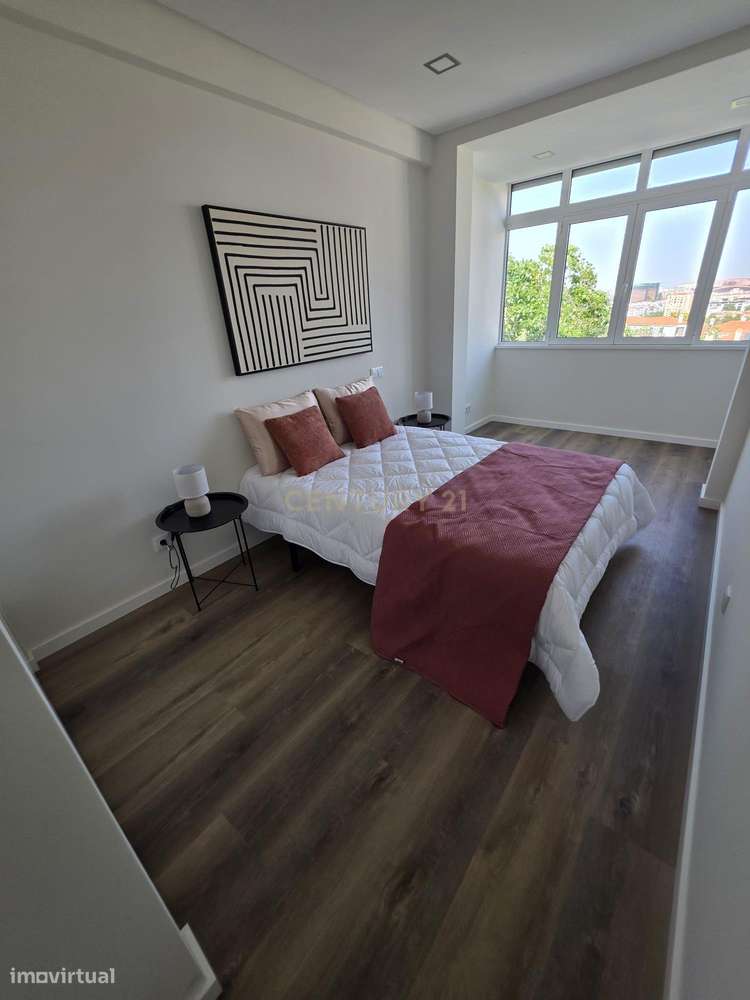Apartamento T3 Novo em Benfica | varanda aberta | suite | 2 elevadores-28
