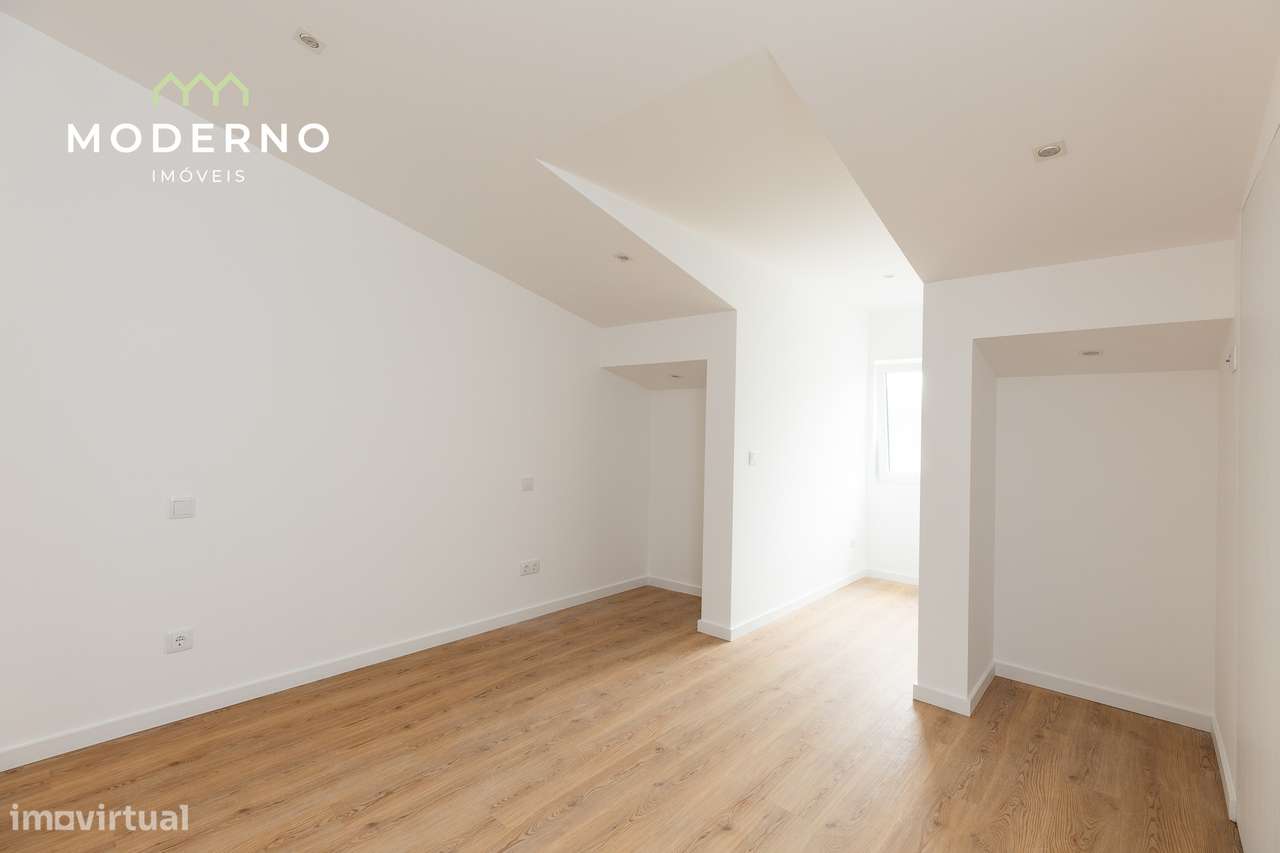 Moradia T3 com Garagem e Terreno – Antões, Louriçal-11