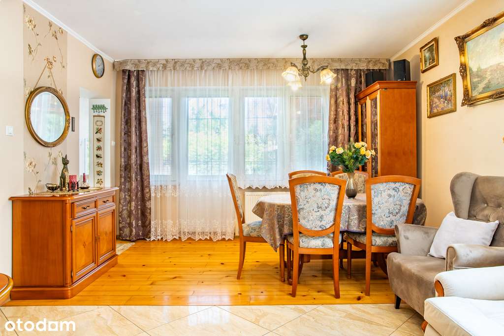 Dom z pięknym ogrodem w ścisłym centrum Brzozowa-12