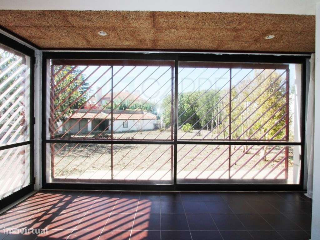 Moradia T6, lote 915m2, próxima da praia, na Parede, Cascais-49