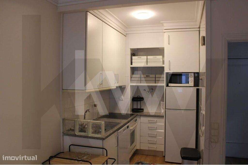 T1 Mobilidado e equipado no Campo Alegre, Lordelo do Ouro - Grande imagem: 5/25