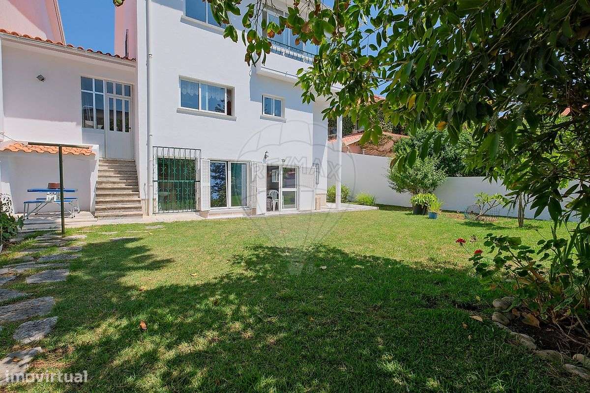 Moradia T4 para venda-5