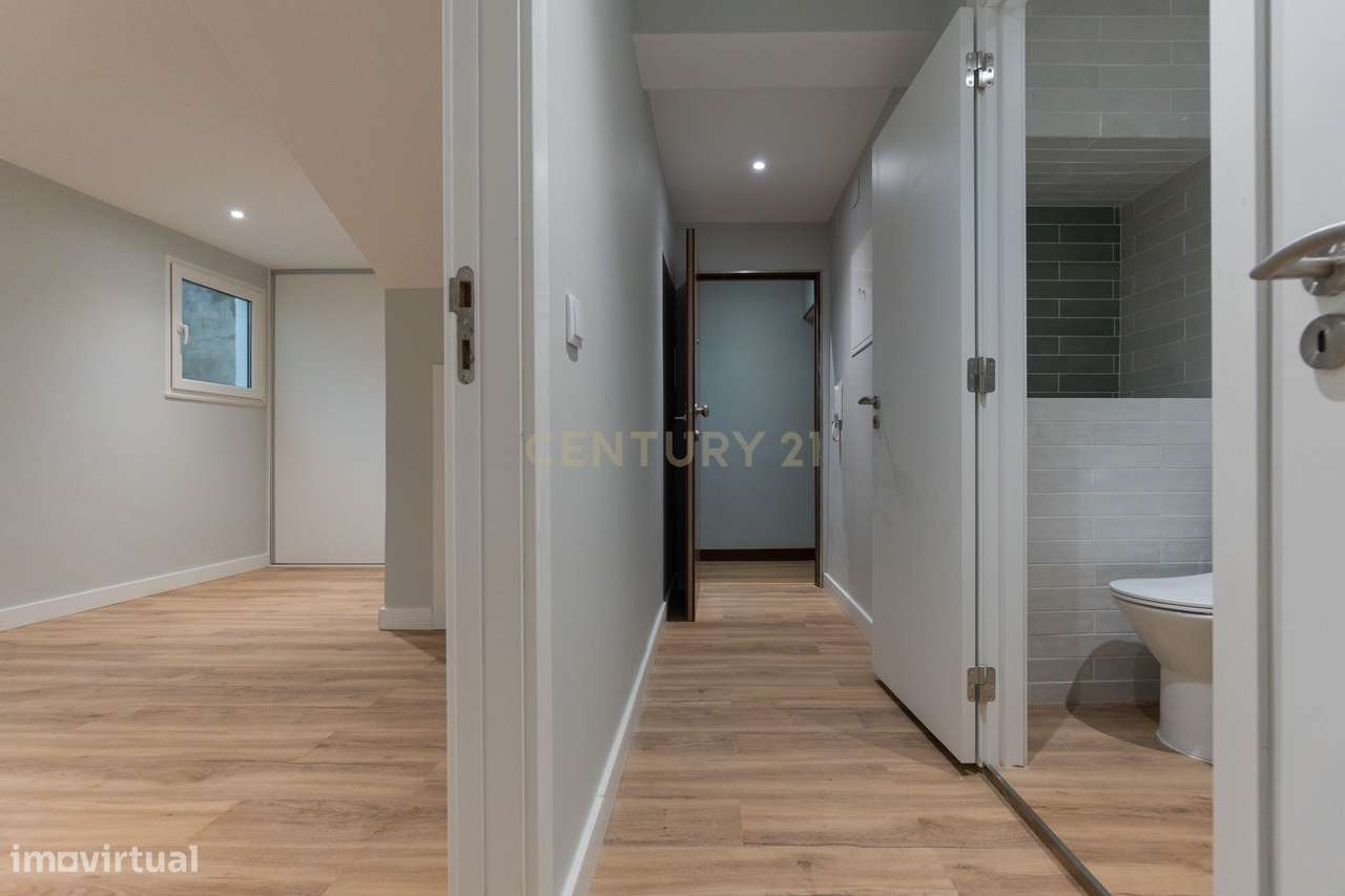 Prédio remodelado na Baixa de Setúbal – uma oportunidade única-34