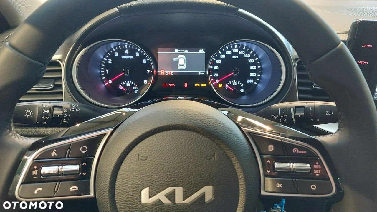 Kia XCeed 1.5 T-GDI M - 18