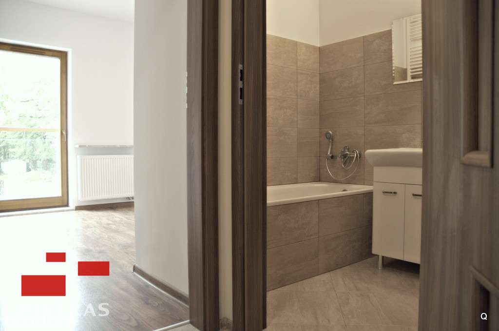 Grunwald  1 p. Heweliusza ładne przy parku-13