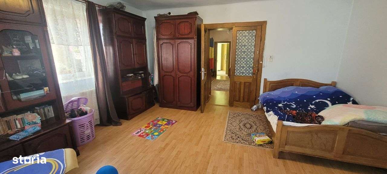 Vand casa cu teren de 1753 mp in Prejmer - Imagine principală: 5/9