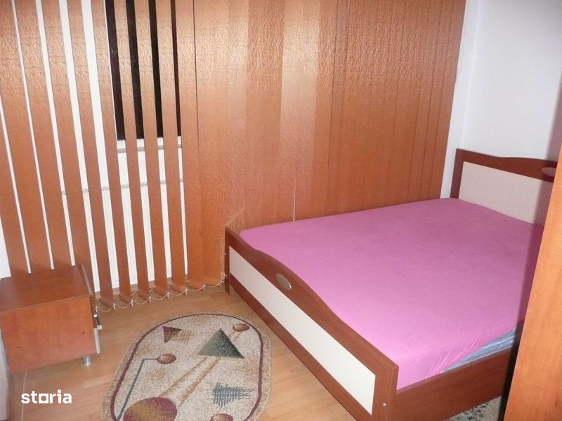 Proprietar inchiriez apartament 3 camere Crangasi