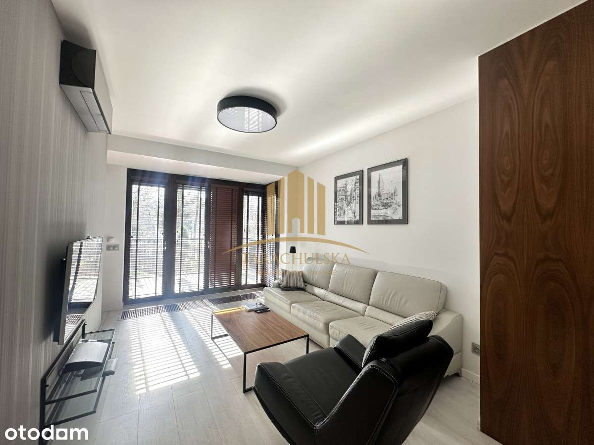 Klimt House | 1 bedroom | big terrace | AC-1