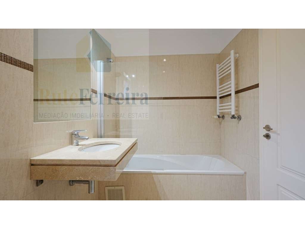 Apartamento T2 no Condomínio de Luxo Campo Real!-20