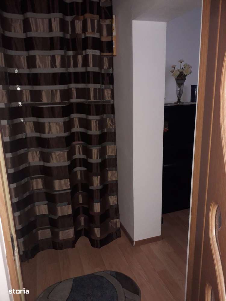 Apartament 2 camere de închiriat – Zona Dacia 400 € / lună - Imagine principală: 4/8
