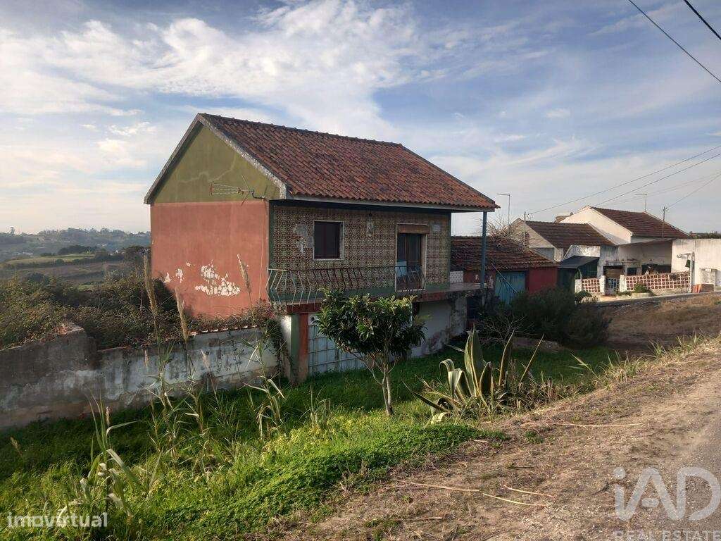 Casa / Villa T3 em Salir de Matos de 110,00 m2 - Grande imagem: 4/12