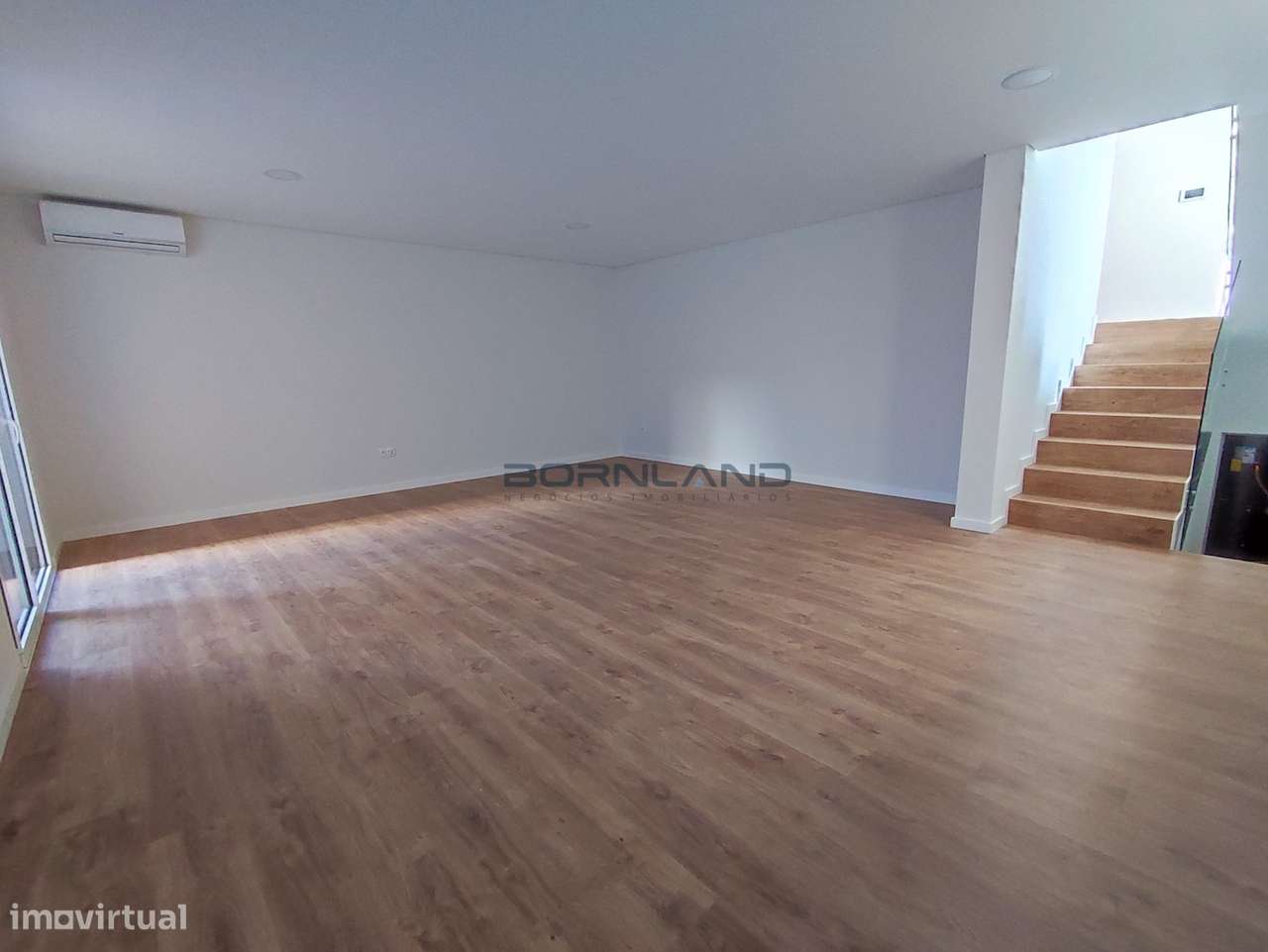 Moradia em Banda T3-9