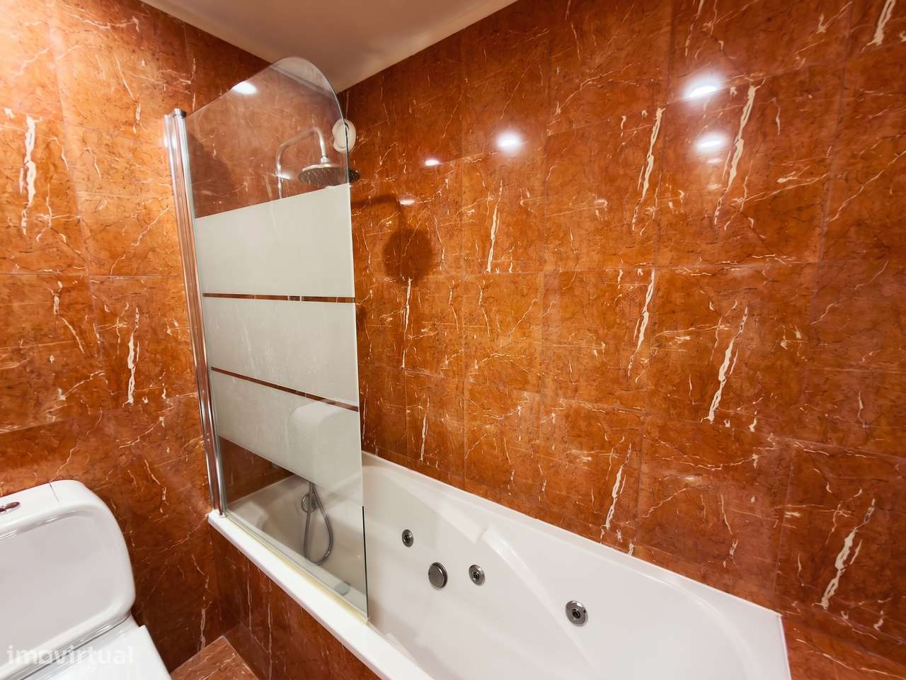 Apartamento T2 COMO NOVO Oliveira do Douro ao Intermaché-16
