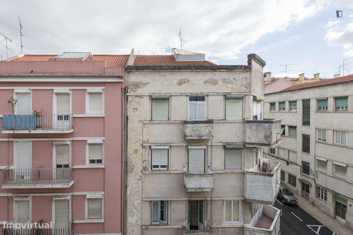 Quarto - localizado em Arroios Lisbon - Grande imagem: 5/26