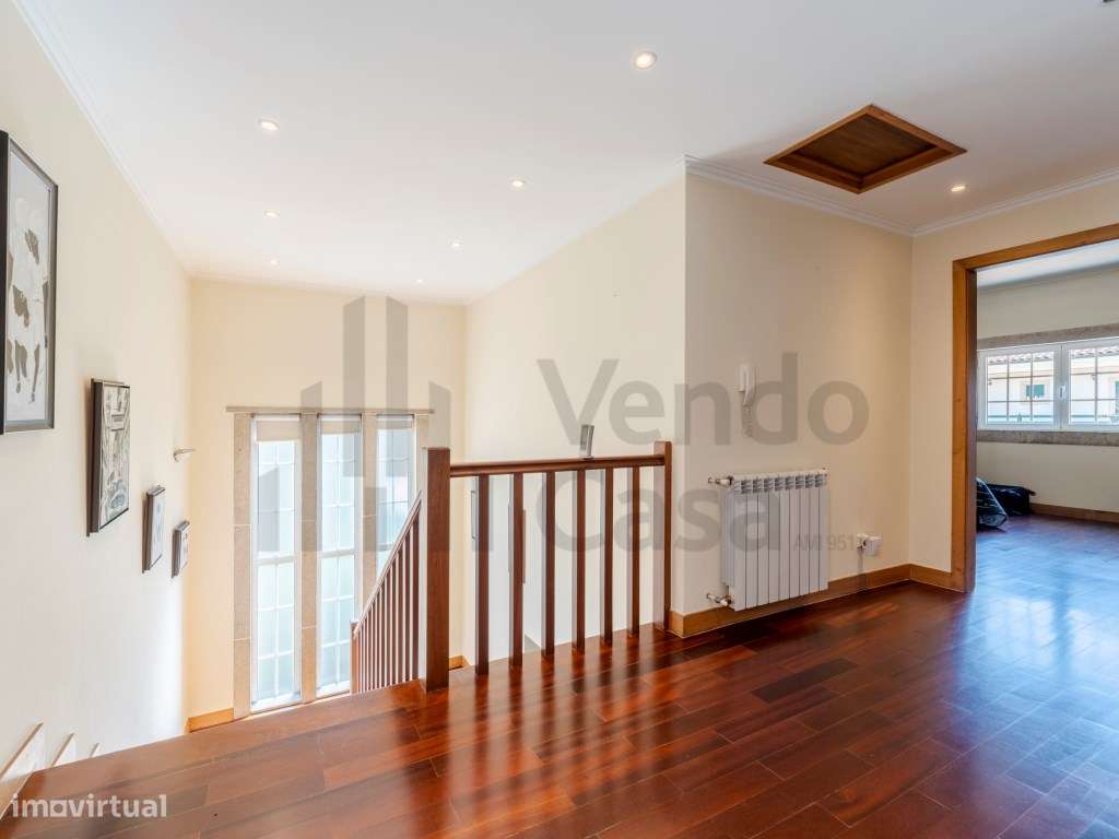 Vende-se Moradia Individual - Braga - Frossos-25