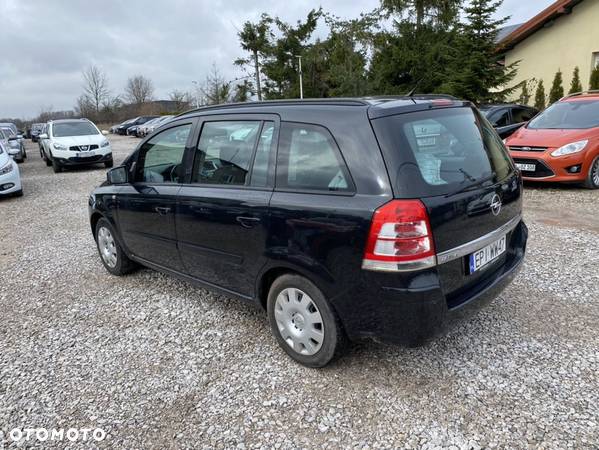 Opel Zafira 1.8 Sport - 12