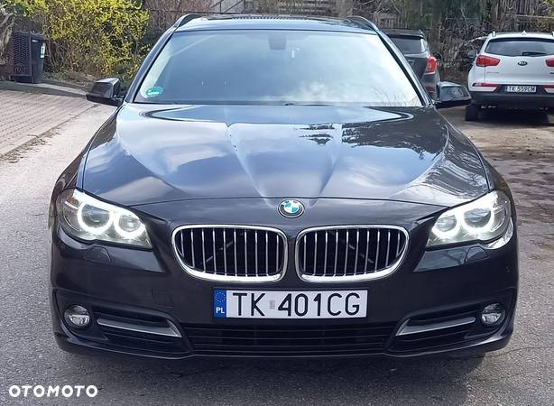 BMW Seria 5 520d Touring - 2