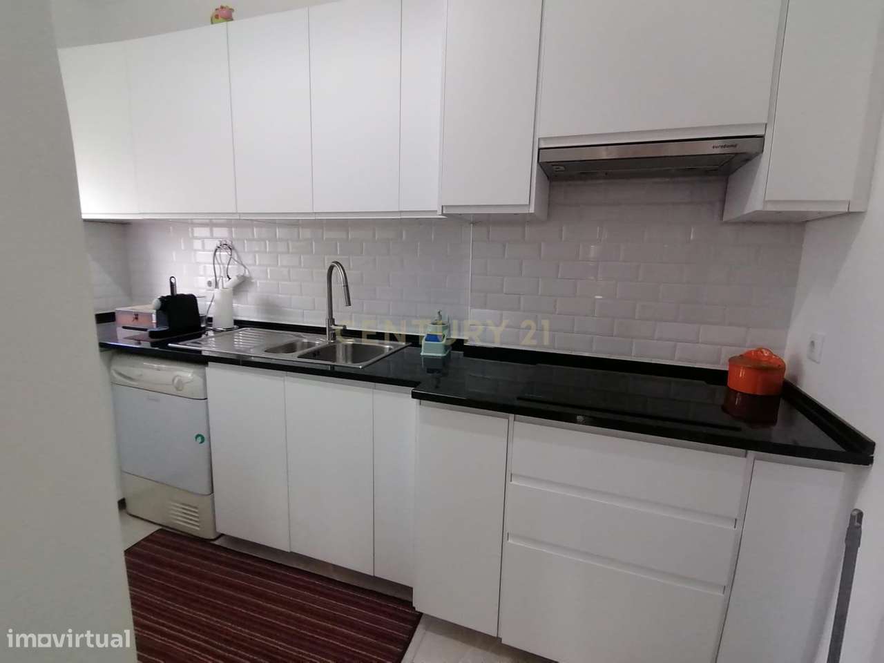 Apartamento T2 cheio de luz no Montijo – Totalmente renovado em 2022 - Grande imagem: 2/25