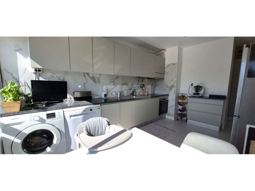 Apartamento T2 remodelado-7