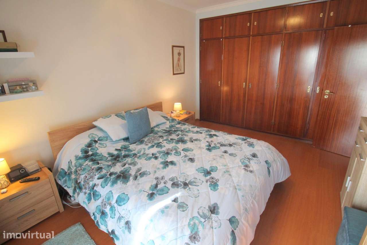 Apartamento T3 Vale Flores Mem Martins-12