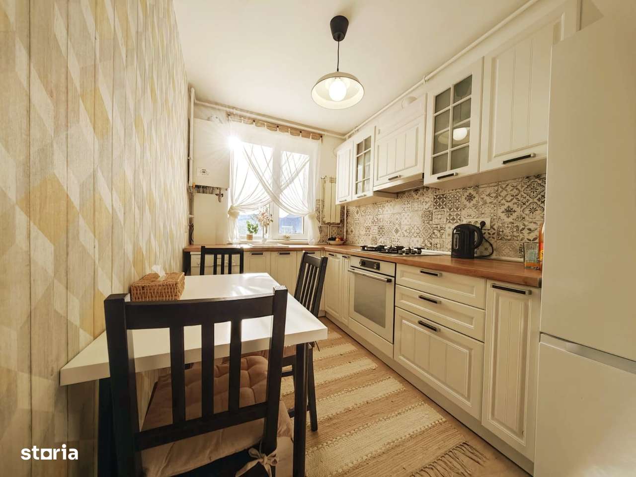 Apartament 2 camere sub mantia " Boema", zona Astra, Brasov-6