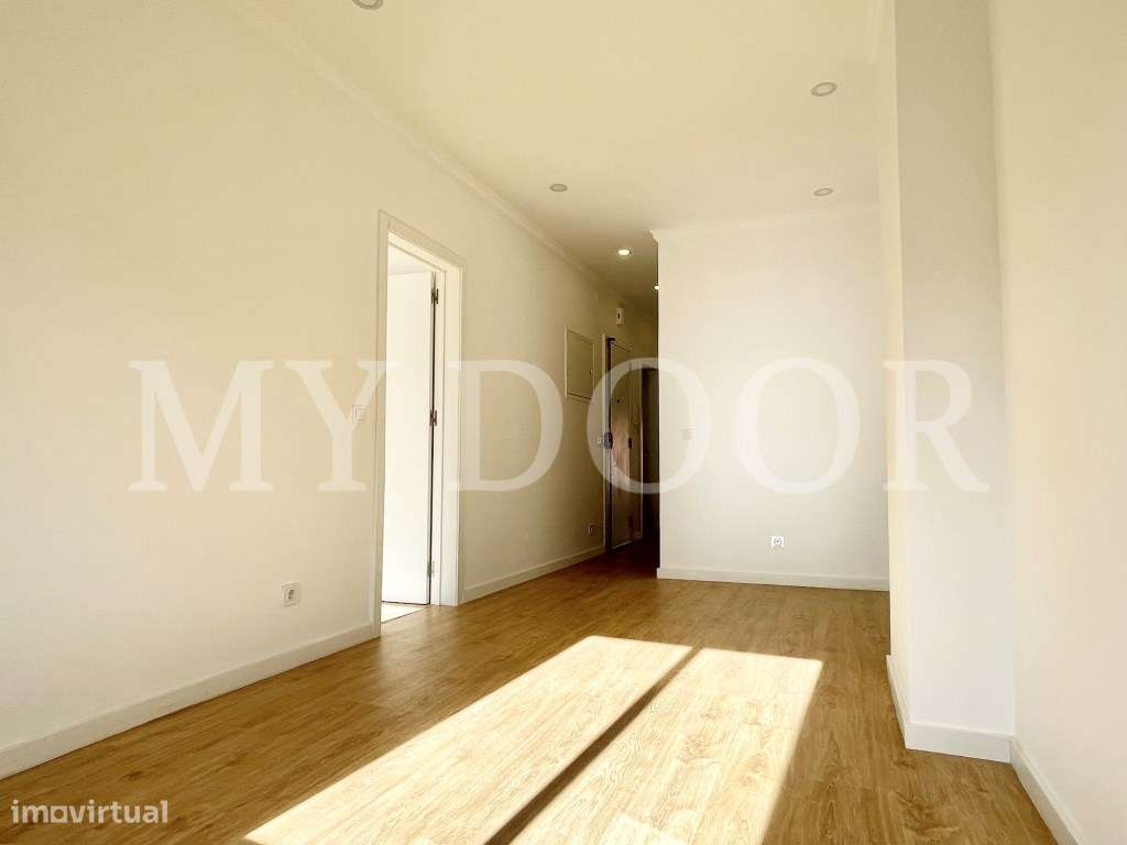Apartamento T2 em Moscavide - Remodelado - VARANDA-9