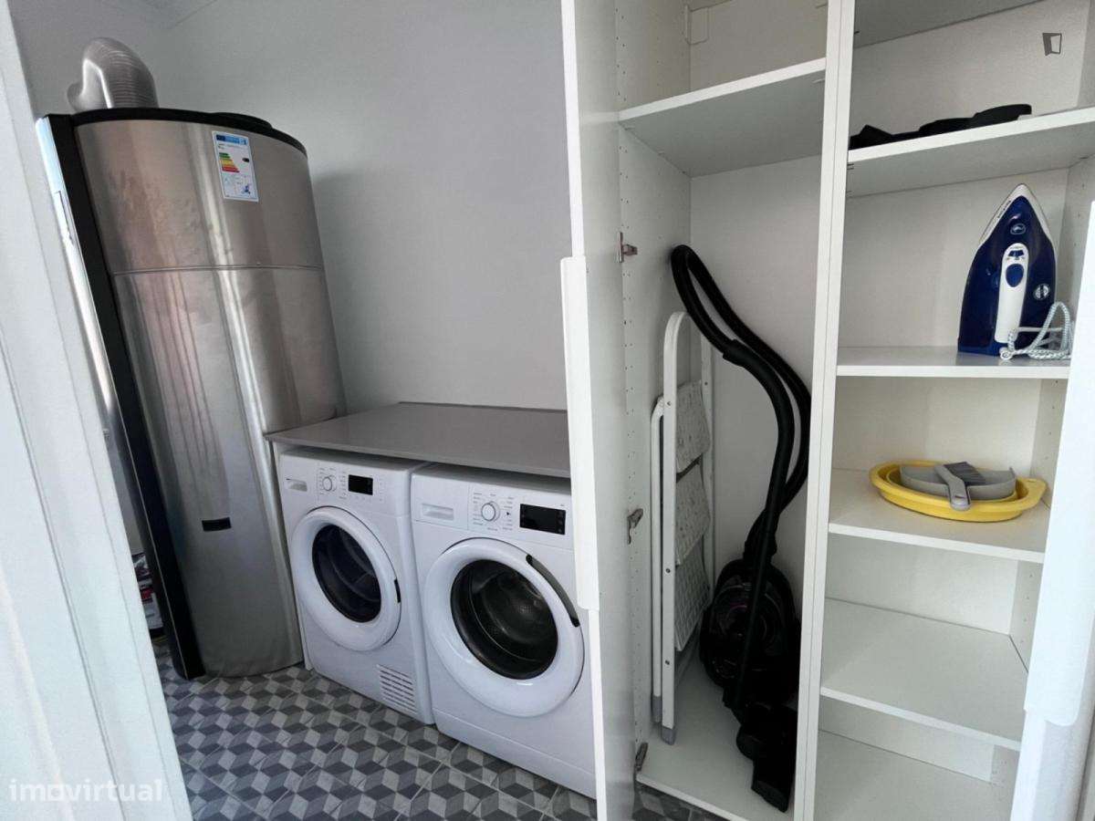 Quarto - localizado em São Sebastião Lisbon - Grande imagem: 5/11