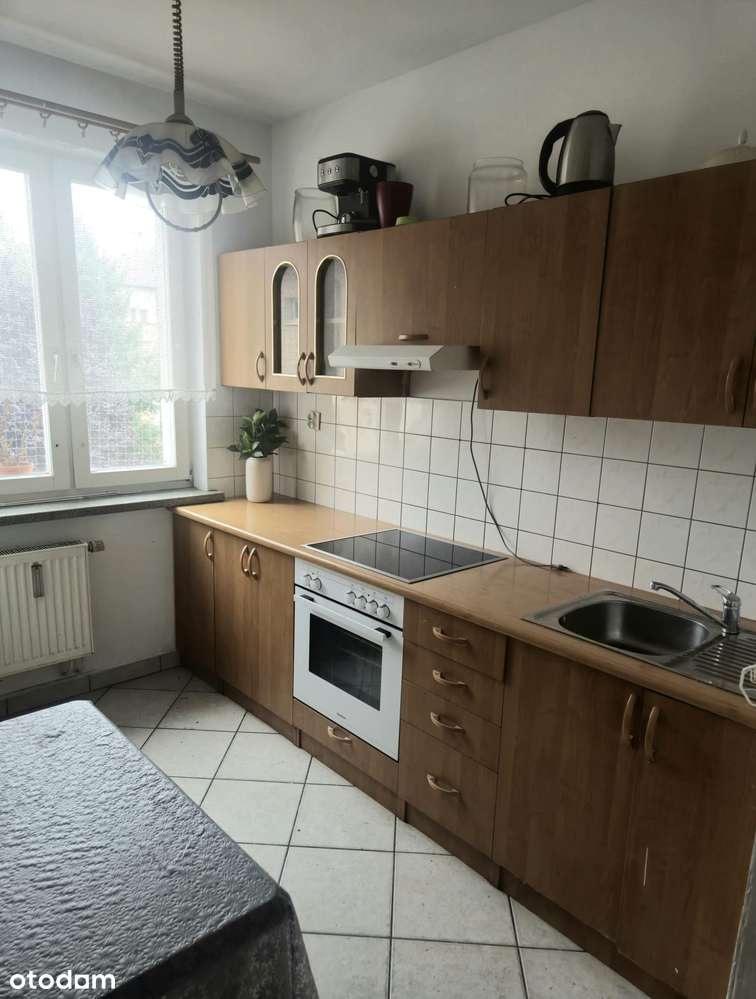 Mieszkanie 3- pokojowe z Balkonem-1