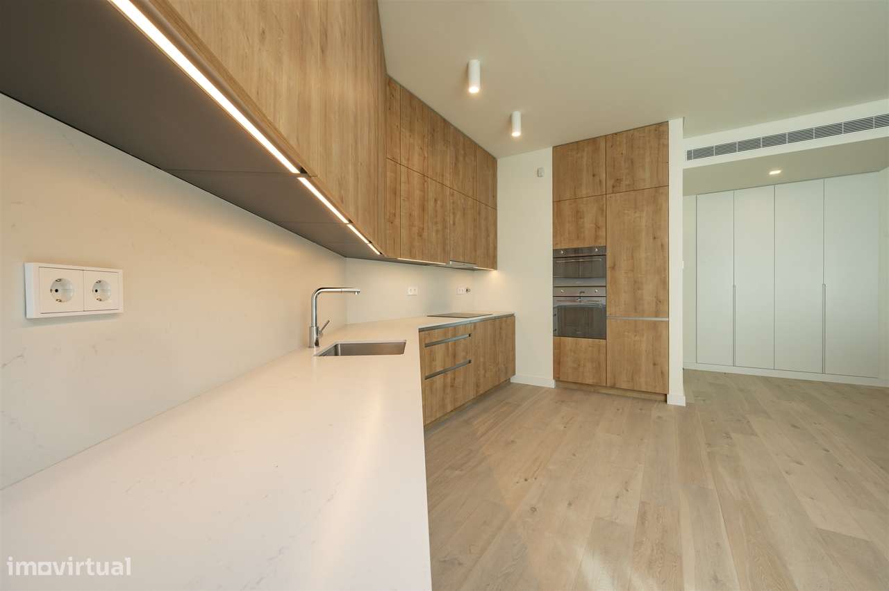 Apartamento T2 na Urb. Bayview, Cascais.-20
