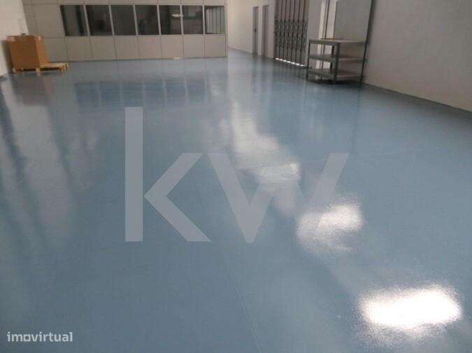 Armazém com 735m2 - São Julião do Tojal - Loures - Grande imagem: 5/17