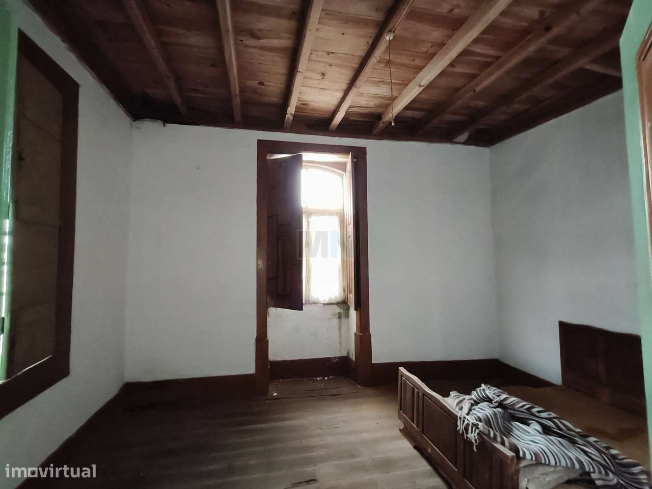 Prédio para Renovação Total-7