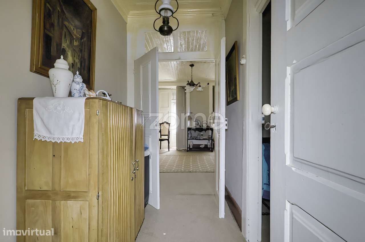 Moradia c/9 divisões, vinha e armazém em Lugar de São Gonçalo, Fava...-23