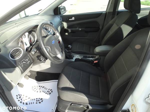 Ford Focus Turnier 1.8 Sport - 26