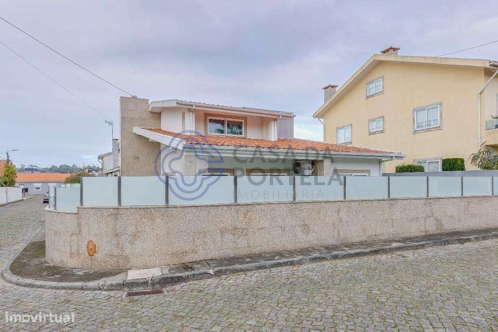 MORADIA T3 ISOLADA EM  ÁRVORE - Grande imagem: 4/56