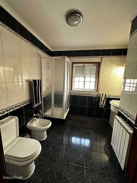 Moradia Isolada T3+1 - Gafanha da Nazaré - Grande imagem: 4/12