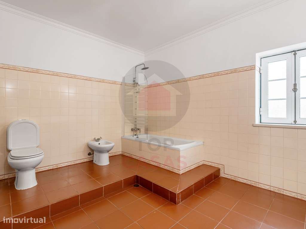 Moradia com Carácter e Encanto com Vista para a Lagoa de Óbidos-35