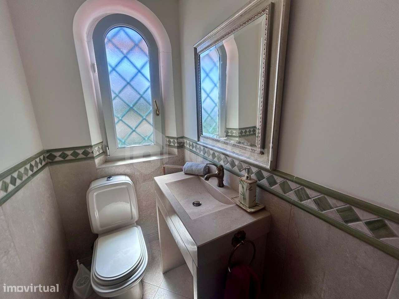 Moradia espaçosa com 4 quartos em Azambuja-23