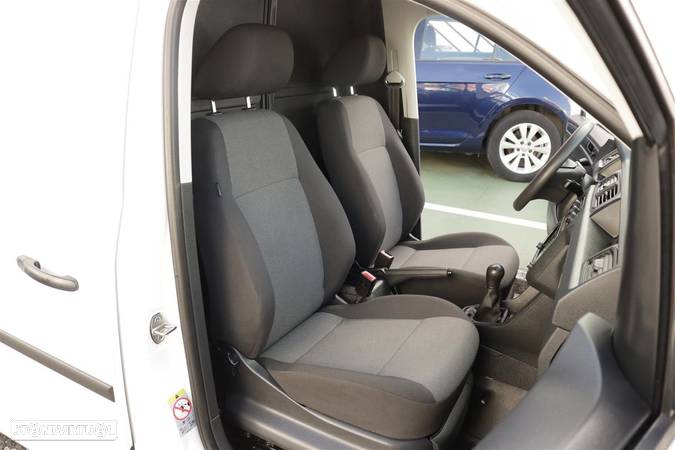 VW Caddy 2.0 TDI Extra AC - 23